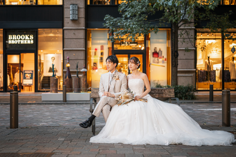 胸元で変わる印象美。ネックラインのおさらい