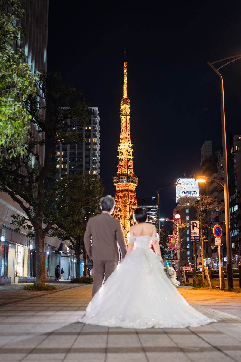 東京タワーを背景に残す婚礼前撮り|三田交差点で叶える東京らしいロケーションフォト