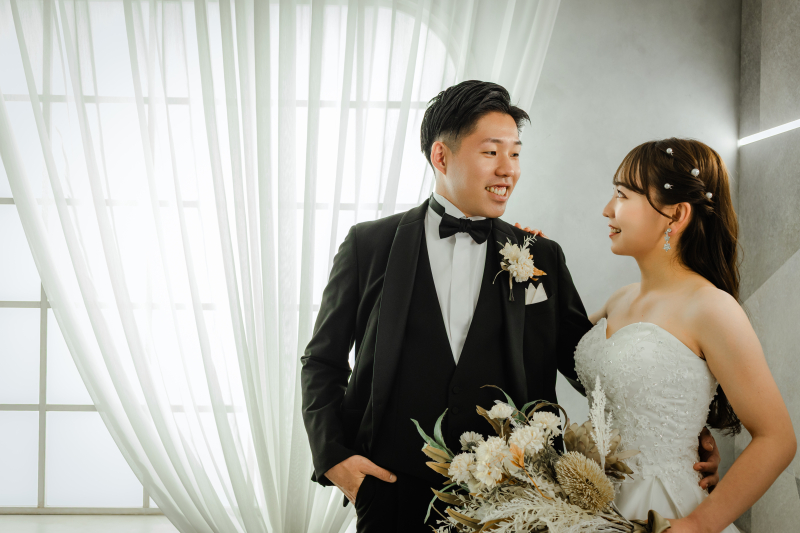 胸元で変わる印象美。ネックラインのおさらい