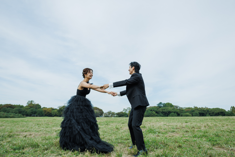 ブラックなのに可愛い♥水元公園で魅せる大人フォトウェディング 