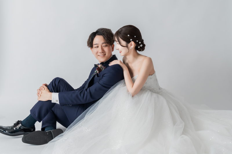 【天候の心配不要!】スタジオ内の無地背景の魅力♡