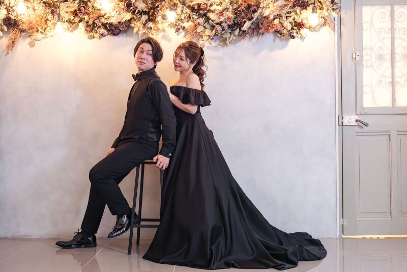 光沢感が魅力なサテンドレス♥°˖