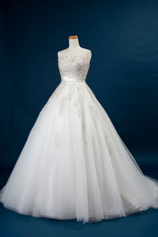 骨格ストレートさんに似合うドレス✧˖°