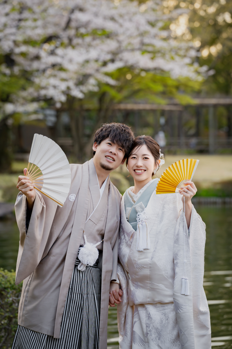 春の和装ロケーション撮影 in平成庭園｜白無垢と桜に包まれる昼フォトウェディング
