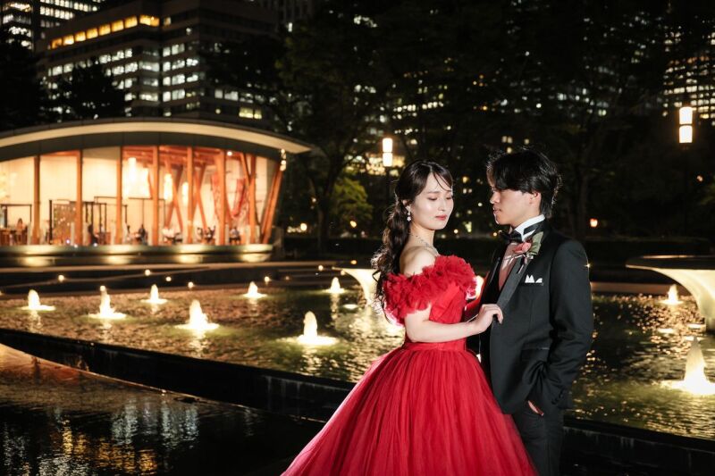 夜 × 赤ドレス･:*+.