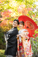 秋の先取り予約は色づいた美しい目白庭園で