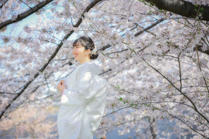 写真写りをより美しく！！効き顔を活かした前撮り・フォトウェディング撮影のコツ