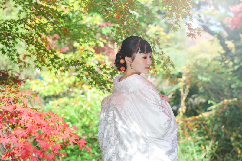 光を意識した魅力的なウエディングフォトvo1