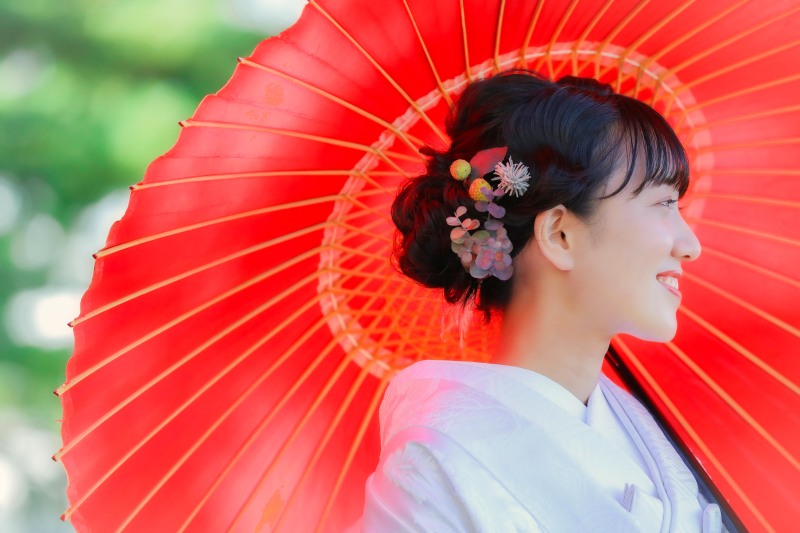 写真写りをより美しく！！効き顔を活かした前撮り・フォトウェディング撮影のコツ