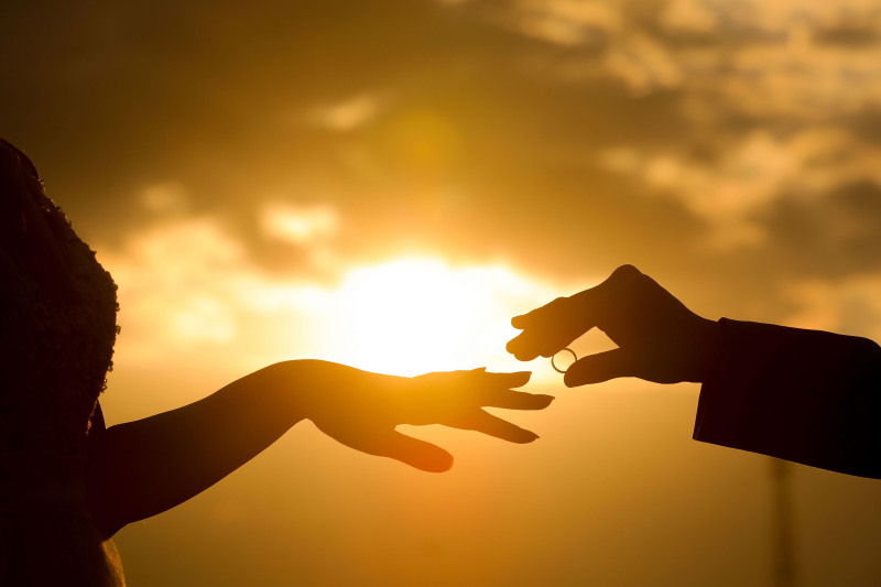 ip-oneが解説!フォトウェディングはどんなカップルにオススメ??