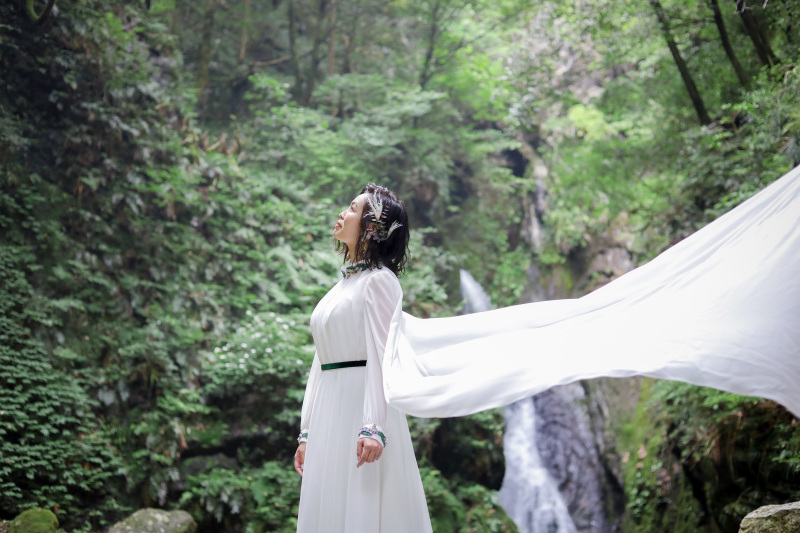 風を活かしたロケーション撮影のポイント