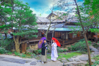 和傘で和装姿を魅力的に!