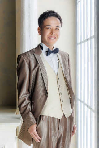 スーツ?和装?ブランズ心斎橋のスタジオで際立つ新郎スタイル別ポーズ集