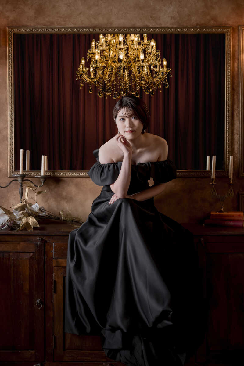 大人可愛いブラック・ネイビーのカラードレスの魅力紹介♪