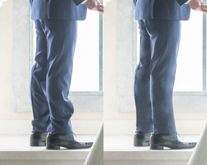 ズボンのしわも元通り!レタッチのご紹介♪