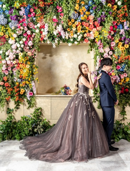 アルバムを開くのも楽しみ！「内緒ポーズ」が可愛すぎるフォトアイデア