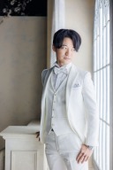 ホワイトタキシードおススメ！タイの組み合わせ紹介