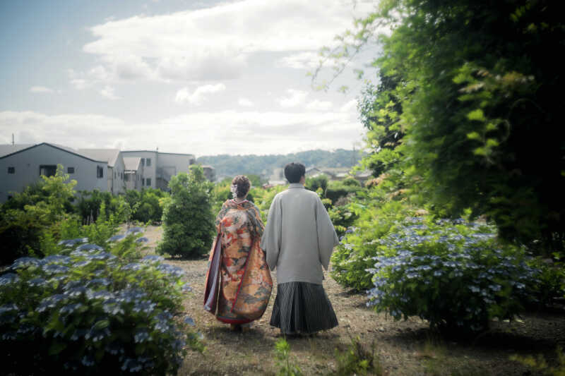 「写真映え抜群!美しいバックスタイルを残そう」