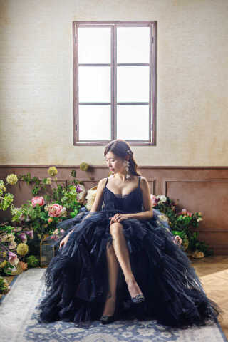 大人可愛いブラック・ネイビーのカラードレスの魅力紹介♪