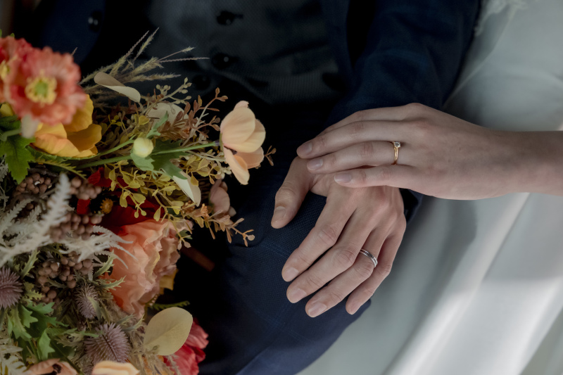 緊張しててもOK！顔が見えなくても伝わる「ふたりらしさ」