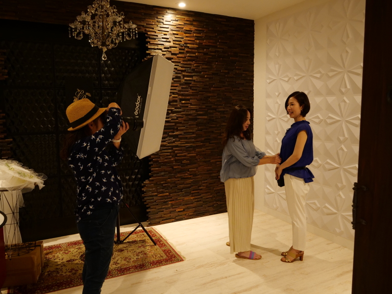 スタッフのプロフィール写真撮影大会でした