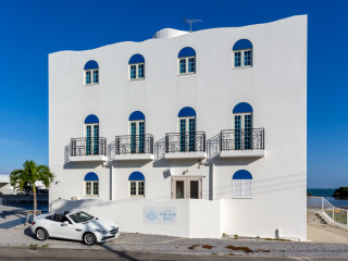 ひっそりお二人だけで、あるいはご家族だけで