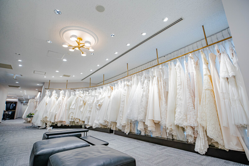  【場所は銀座のドレス専門店にて】その２