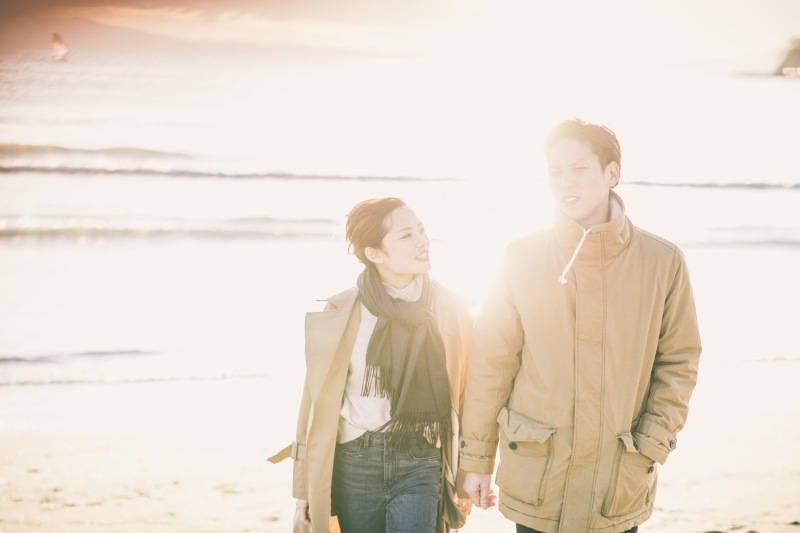 【海で夕暮れと】