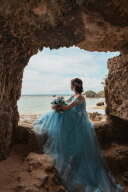 ブルーのドレスでシンデレラ風！