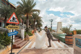 アメリカンビレッジで沖縄感満載なウェディングフォトを。