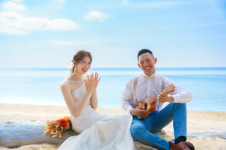 ウクレレを使って南国チックな撮影はいかがですか?♡