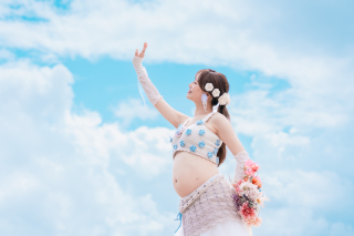 お持ち込み衣装でマタニティフォト♡