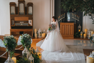 ☆オータムウェディング☆　会場の雰囲気・ドレスをご紹介します♪