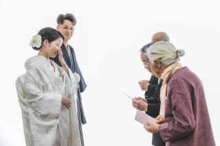 「式は挙げない。でも、ちゃんとカタチに残したい」~フォトウェディングという選択~