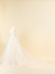 新作ドレス入荷いたしました!