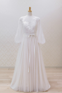 レンタルドレスのご紹介～ナチュラルな美しさが際立つAラインドレス～