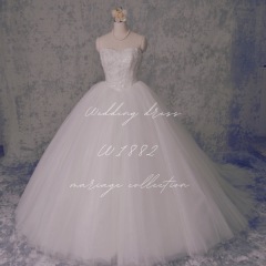 新作ウェディングドレス入荷