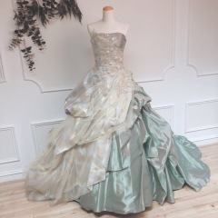 ☆おススメドレスのご紹介☆