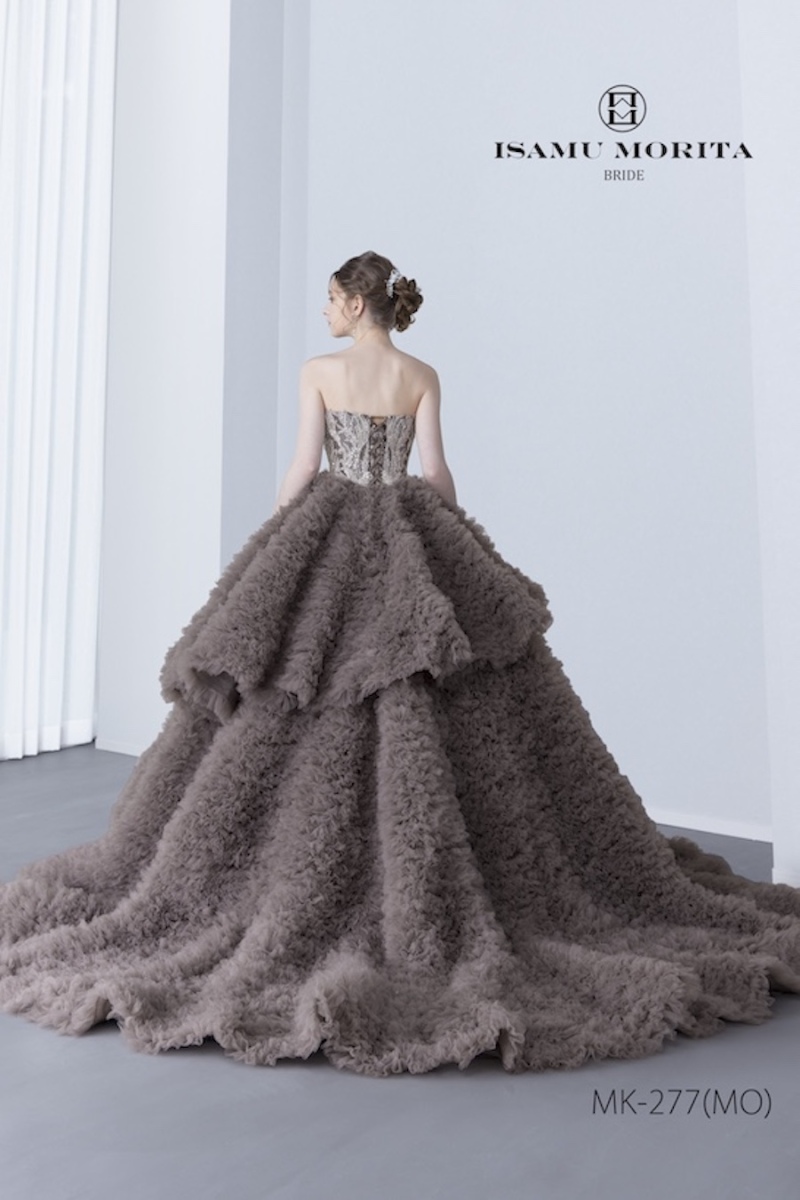 ISAMUMORITA 新作ドレス6月入荷予定