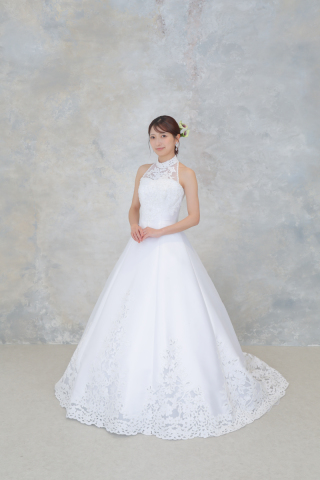 ドレス紹介~王道のAライン~