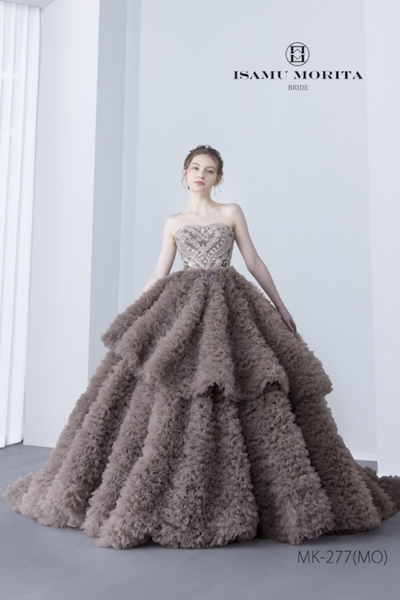 ISAMUMORITA 新作ドレス6月入荷予定