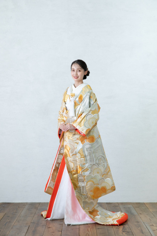 和装紹介【UC03】ゴールド梅と御所車