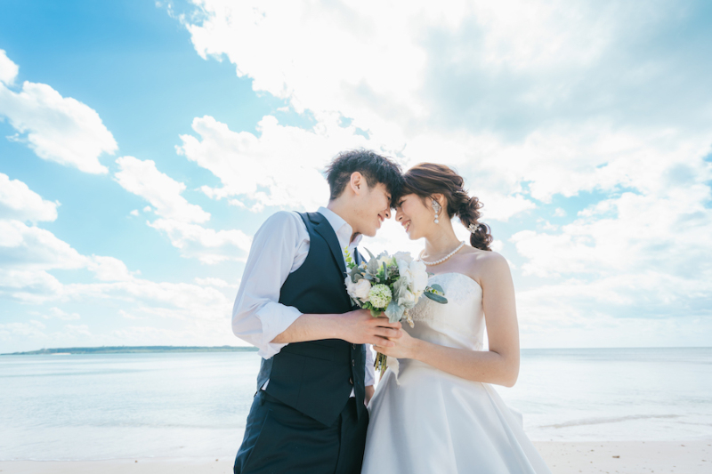 -光と影が織りなすドラマチックなウエディングフォト-