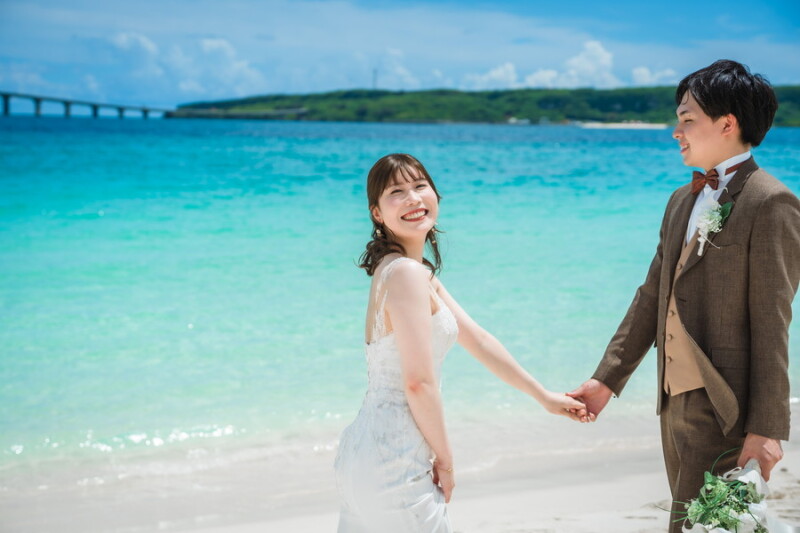 【9月中成約限定】宮古島ビーチフォトが大幅割引♡100カットで残せる特別プラン！
