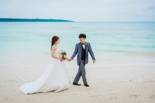 「東洋一美しい」とも称される♡与那覇前浜ビーチで叶える王道フォト