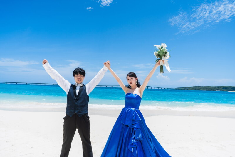 \お客様の声から誕生!/ビーチでドレス2着で着れるフォトプラン♬