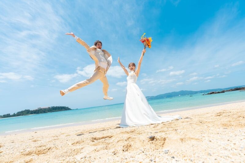 何気ない瞬間まで、全部思い出に。フォトグラファーISASHIのご紹介