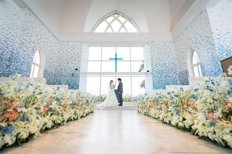 ベール越しの新婦様 = 美しい