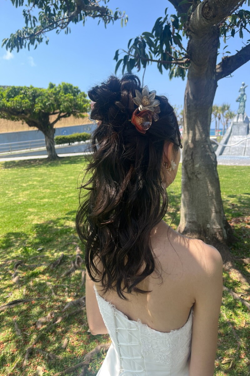 \おしゃれ花嫁さん必見♡/宮古島フォトウェディングにぴったりなダウンスタイル特集