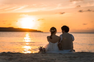 やわらかな夕暮れの魔法＊サンセットに包まれるウェディングフォト（＊＾ω＾＊）